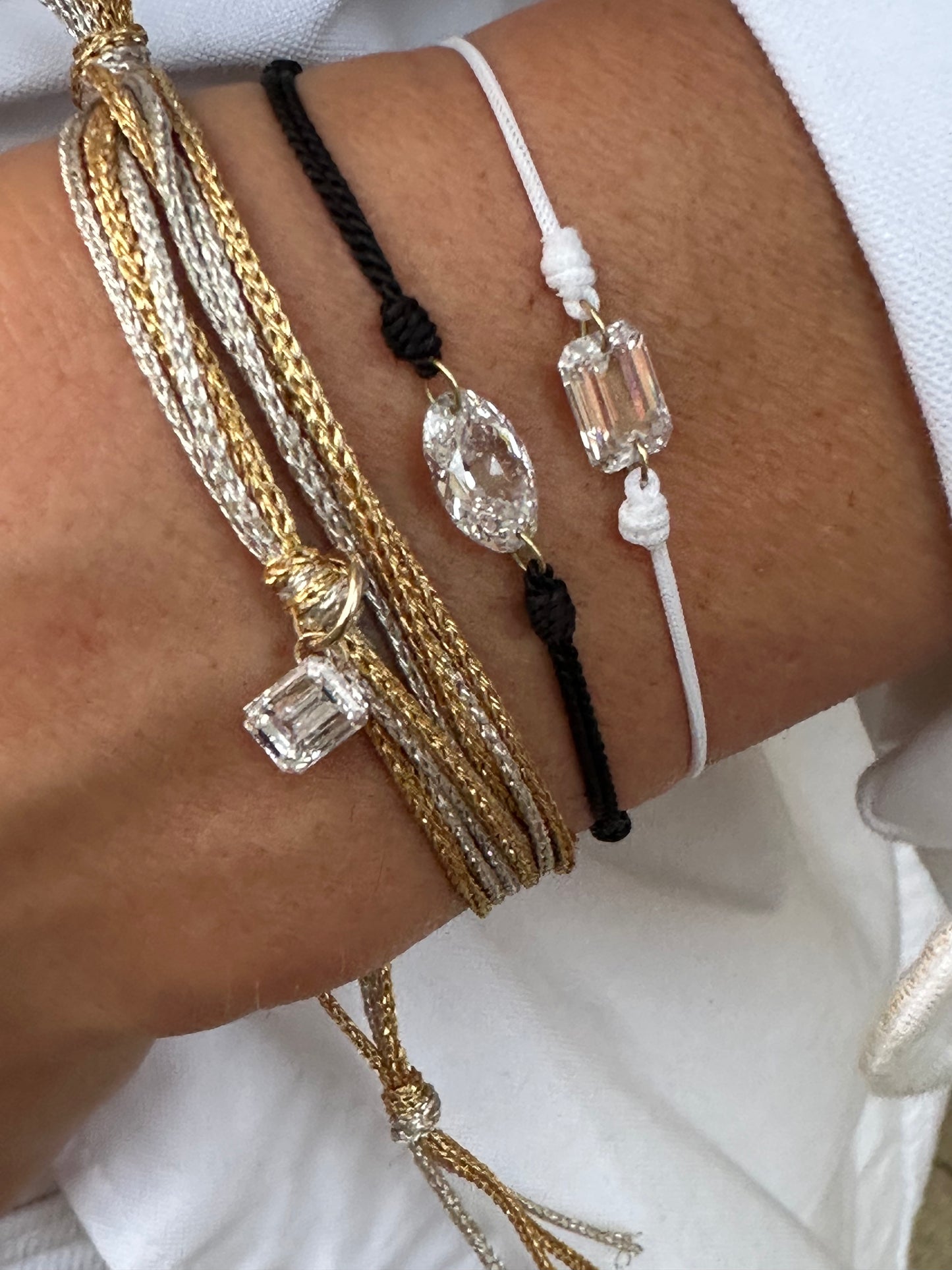 EMERALD CUT DIAMOND THREAD BRACELET