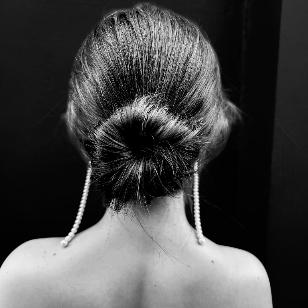 NATURAL PEARL SHOULDER DUSTER EARRINGS