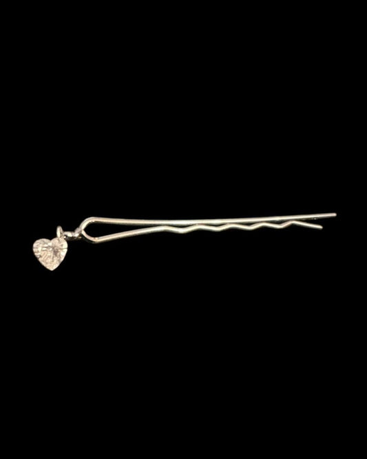 Classic Black Bobbi Pin With Heart Shaped Diamond