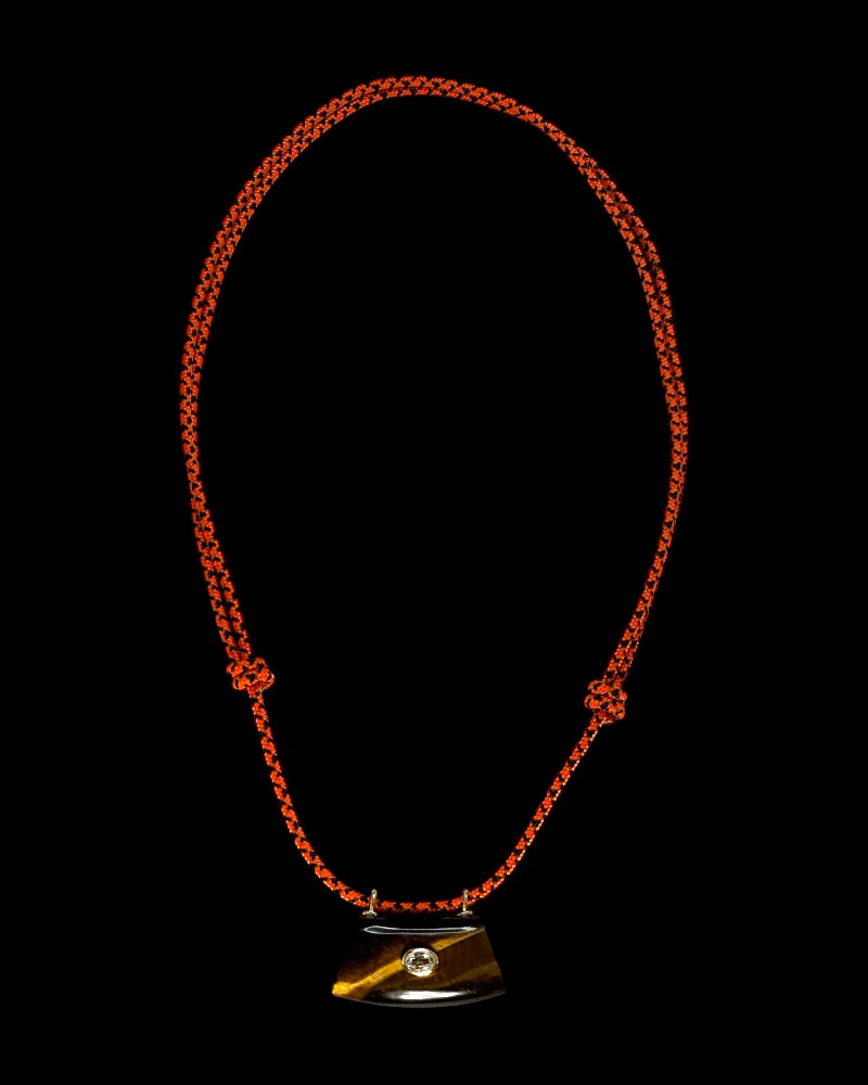 Tigers Eye Pendant on Paracord