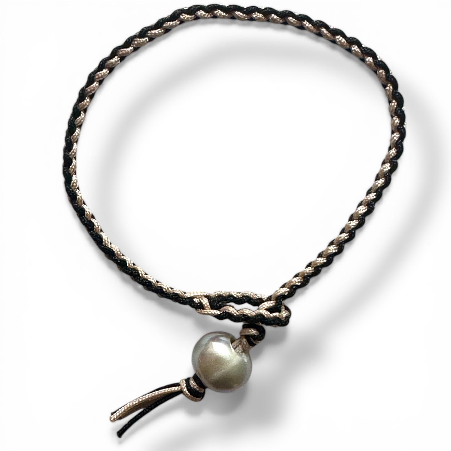 PEARL STRING BRACELET