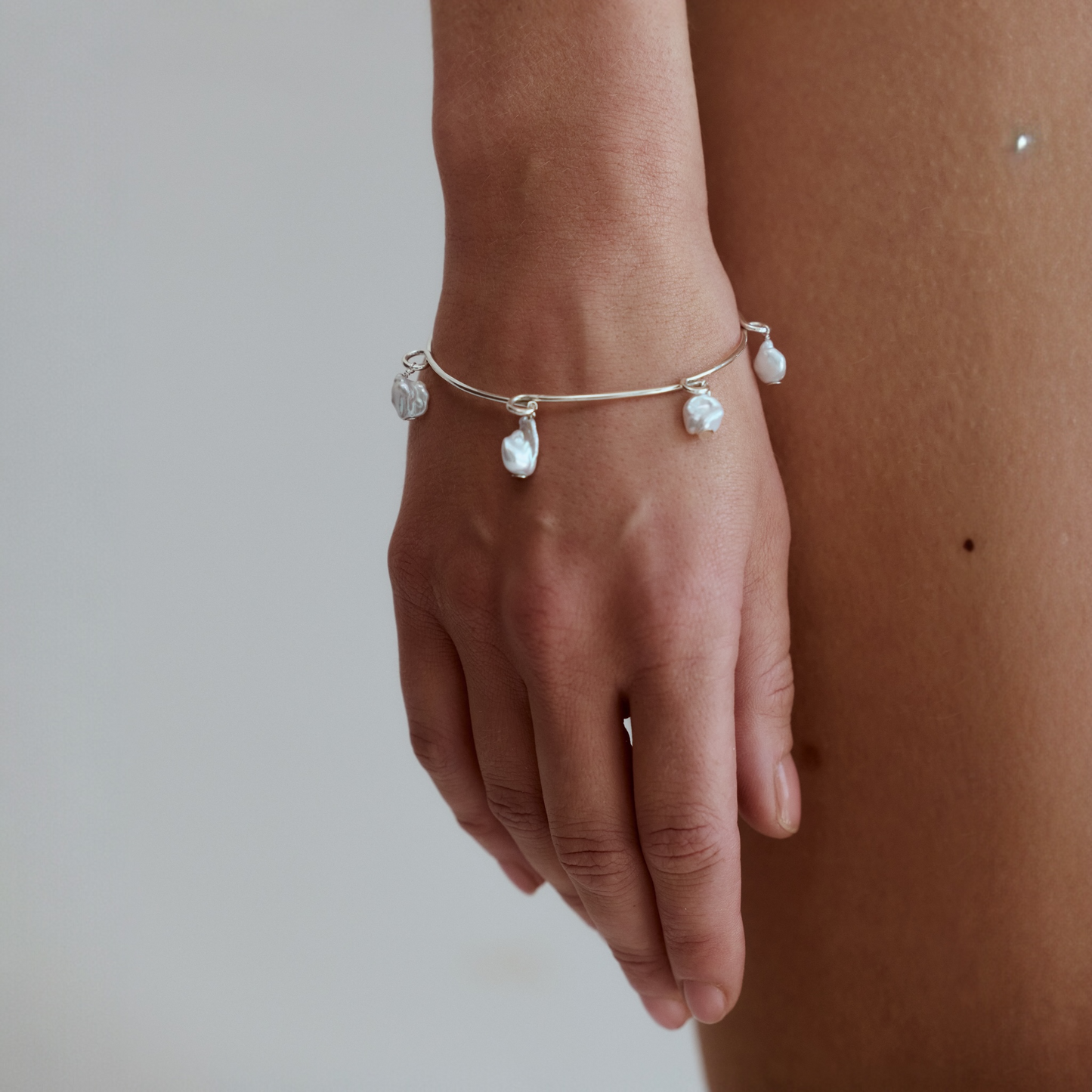 STERLING SILVER KESHI PEARL BRACELET