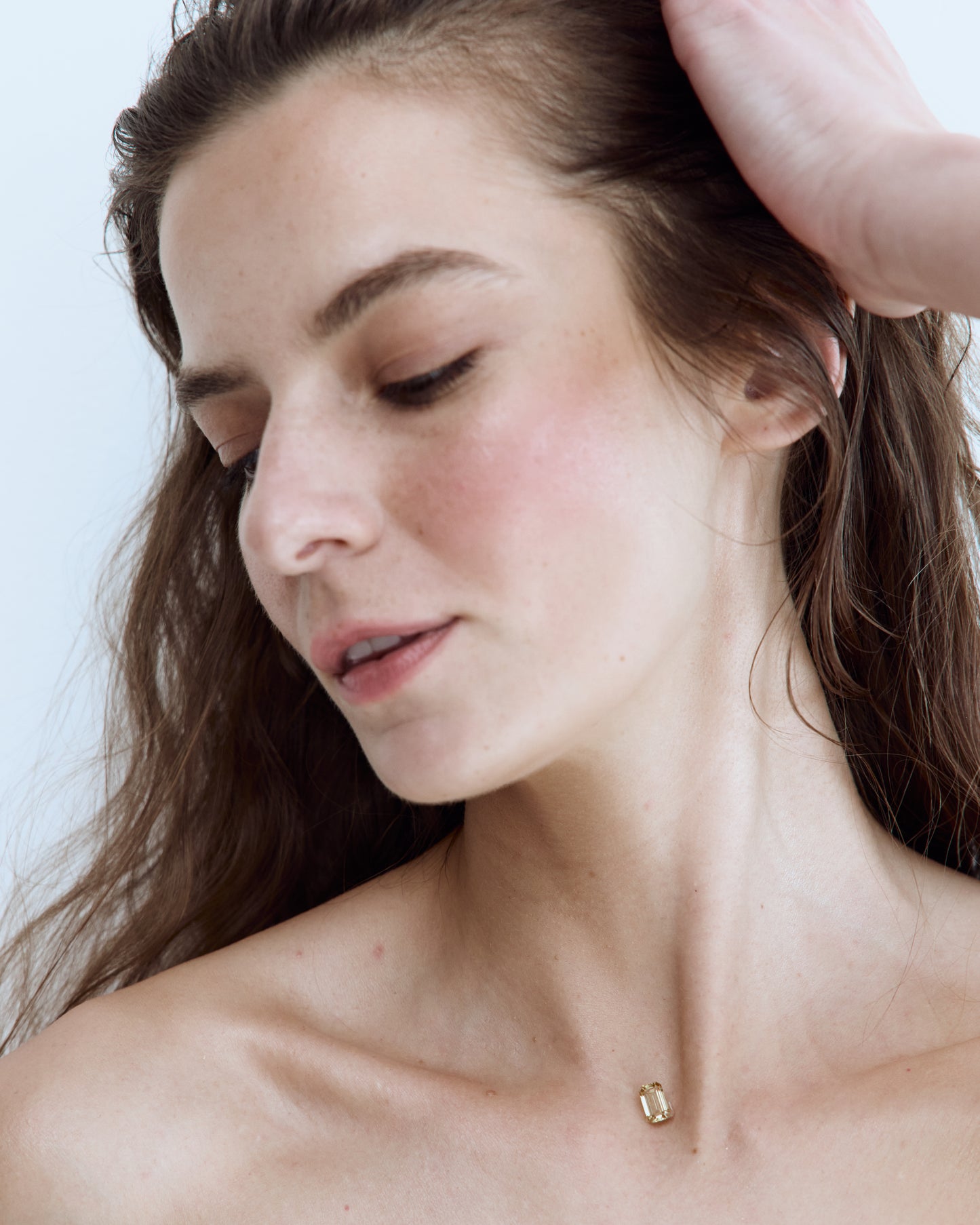 YELLOW EMERALD CUT FLOATING DIAMOND NECKLACE